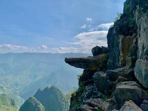 Mountain Natural Viewing Platform