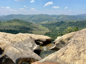 Top View of Diyaluma Falls 2