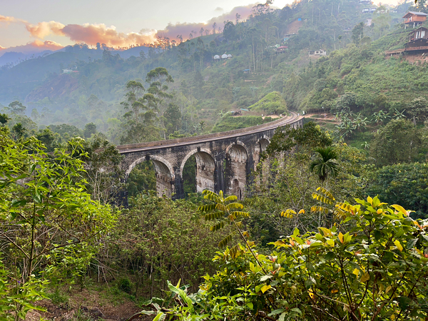9 Arch Bridge Ella by Jimmy Roy Photos