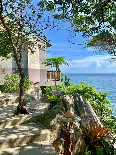 Bungalow with a Nice View by Jimmy Roy Photos