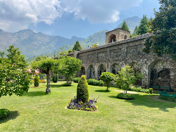 Pari Mahal Srinagar by Jimmy Roy Photos