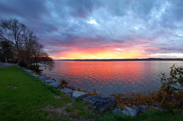 Ontario Beach Sunset E Print