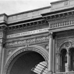 Fine Architecture- Galleria Vittorio