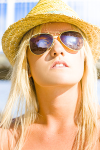 Hot Beach Babe In Summer Fashion