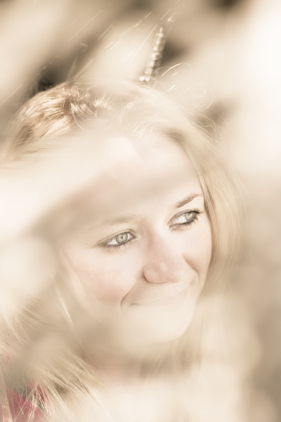 Dreamy eyes through wicker lines by Jorgo