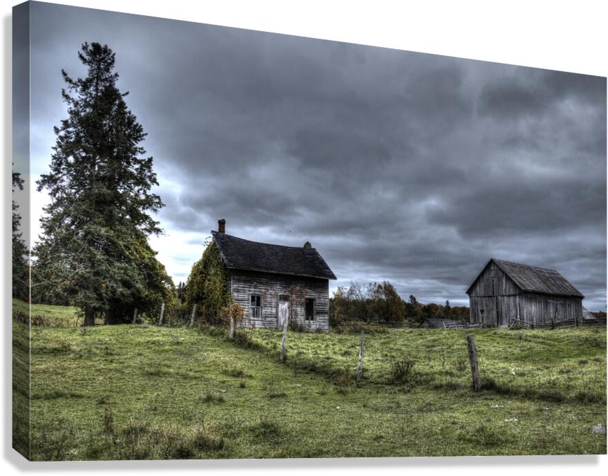 Old Farmstead Canvas Print