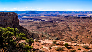Canyonlands Majesty: A Spectacular Desert Vista