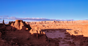 Goblin Valley Sunrise: A Mesmerizing Desert Dawn