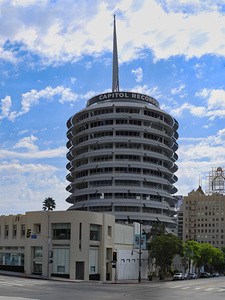 Timeless Radiance: The Capitol Records Building in Midday Majesty