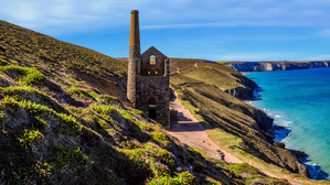 Captivating Cornwall: Wheal Coates Pumping Engine House by the Blue Sea