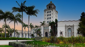 Elegance and Power: Capturing the Beverly Hills City Hall in Ultra High Resolution
