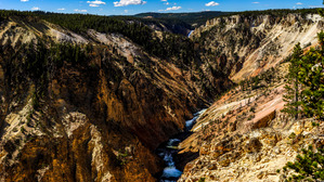 Captivating Contrasts: Inspiration Point at the Grand Canyon of Yellowstone