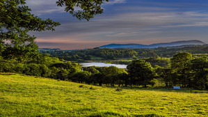Sky-Scaping Serenity: A High Resolution View of Blelham Tarn and the Lush Greenery