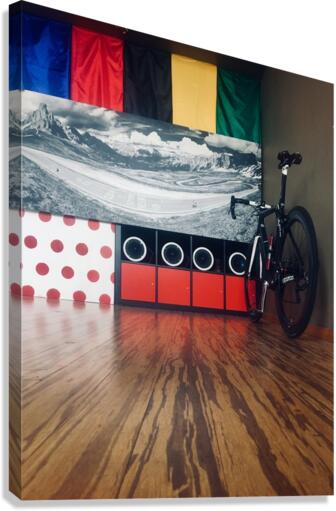 L Atelier Canvas Print