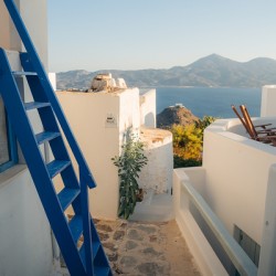 Plaka Walking Village