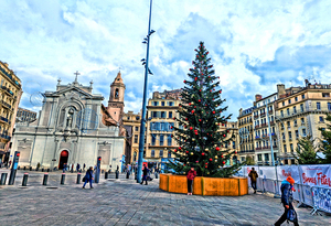 Noel At Centuries Old Port