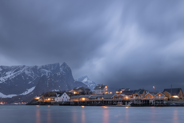 Dark yellow by Frank Pietersen