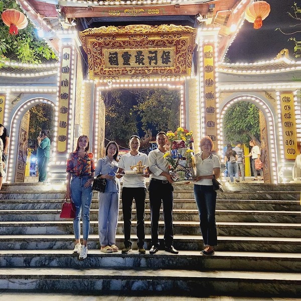 Photo of my whole family Print