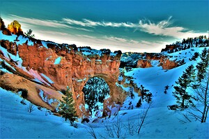 Natural Bridge Bryce Canyon