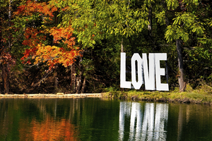 Damascus Virginia LOVE Sign Stands Strong After Hurricane Helene