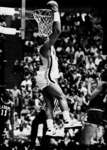 1983 Charles Barkley Dunk Photo
