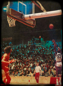 1970s Arkansas Razorbacks Jump Shot Viewfinder