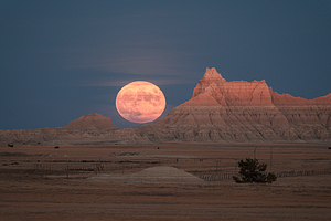 Badlands Moonrise
