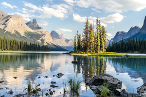 Maligne Lake Spirit Island