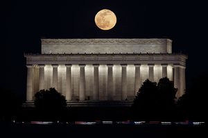 Moon Symetry