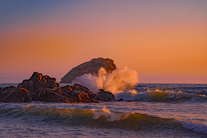 Crashing Waves