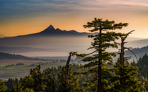 Mt Thielsen Sunrise