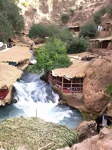 Natural scenery springs