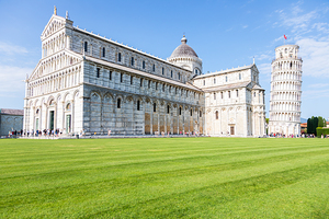Pisa Italy - Famous Leaning Tower landmark with blue sky Renai