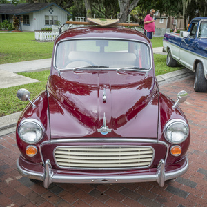 1969 Burgundy Morris Minor Traveller X106