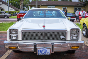 1976 White Chevrolet Chevelle Malibu Classic X 7