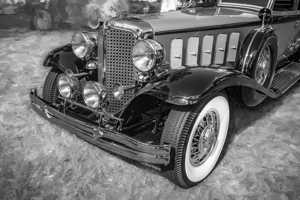1932 Chrysler La Baron Convertible Sedan X1 18