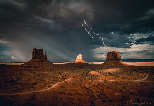 monument valley by Snjezana