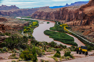 Moab Jeep Trails - Colorado River - Utah
