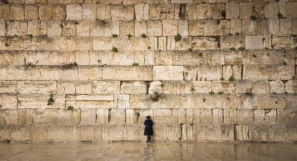 Prayer at the Western Wall Print