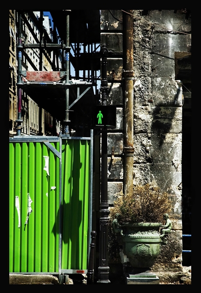 Paris Walksign Print