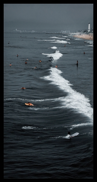 Manhattan Beachwave1 by Neal Mondschein