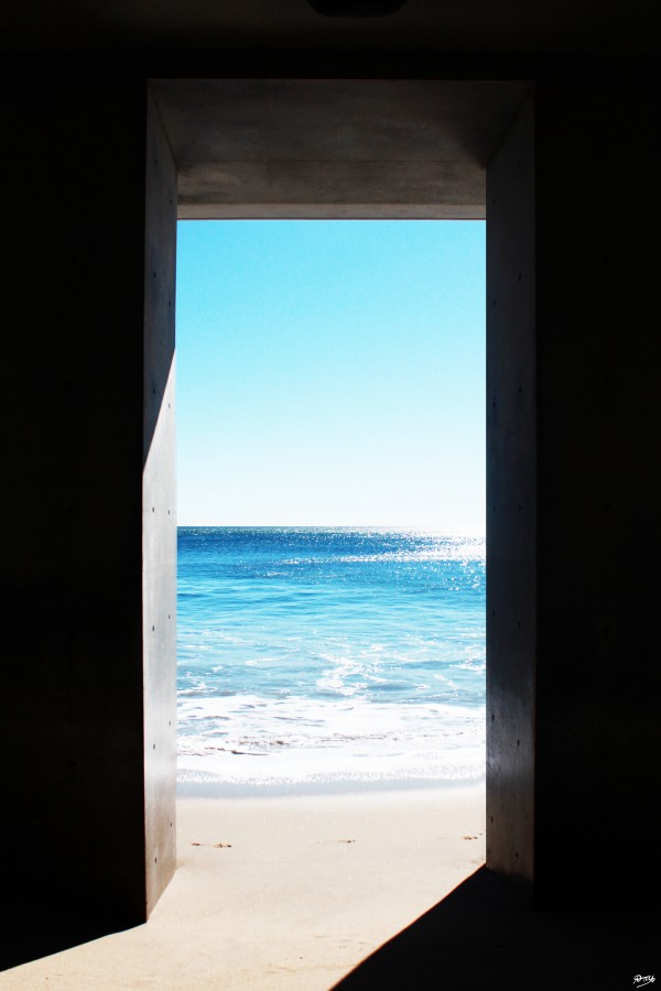 13_ SEA STRUCTURES_OCEAN PORTAL MALIBU Print