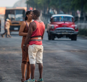 Streetcorner Kiss