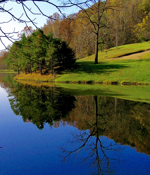 Mirror Pond by DB Photos