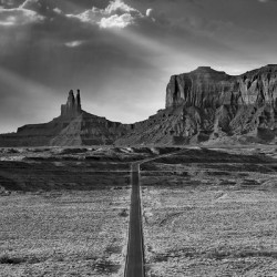 Monument Valley Pathways