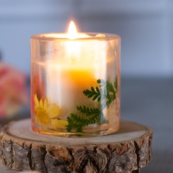 Resin candle on wood coaster - Diwali shot