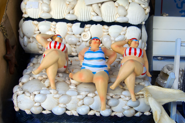 Three ladies of leisure Print