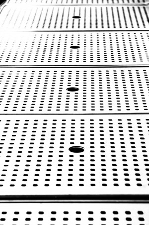 Unaligned Circle with Metal