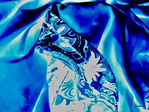 Arabesques bleues
