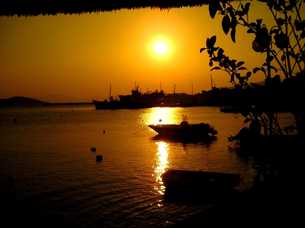 Sunset in Marmari by Birgit Moldenhauer